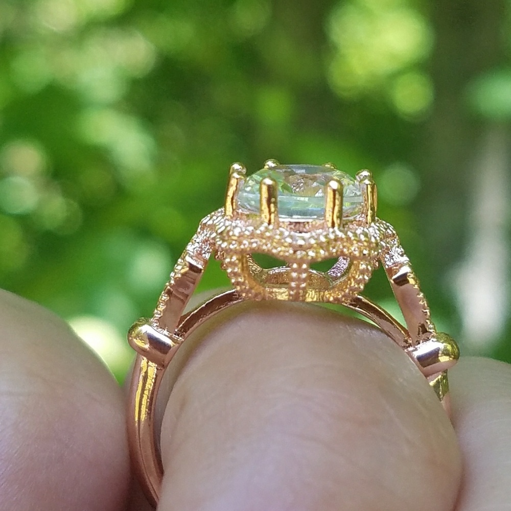 Rose gold Crown Oval Vintage Style Ring - Picture 6 of 6